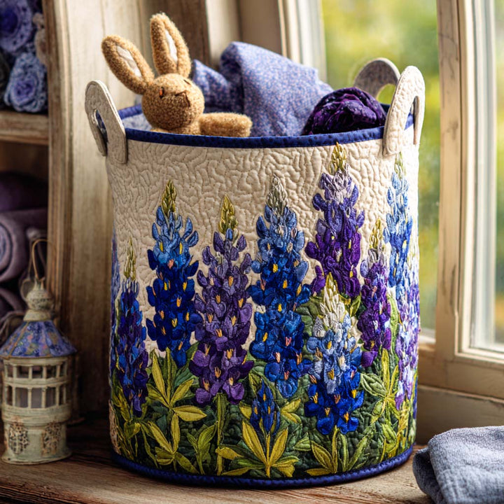 Birgitta – Quiltad förvaringskorg med blomsterbroderi